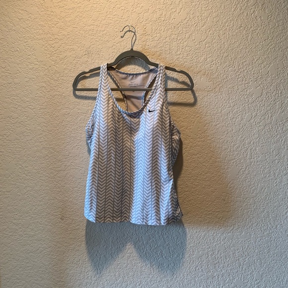 Nike Tops - Gray and white dri-fit Nike racerback tank, size M